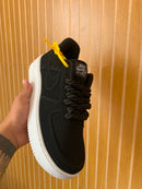 Tênis Casual Preto com Sola Branca
